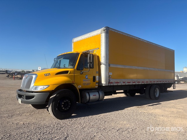 2017 International 4300 4x2 Van Truck