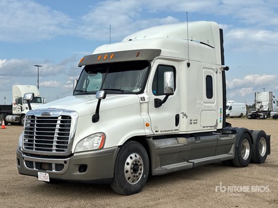 2012 Freightliner Cascadia 125 6x4 Ciągnik siodłowy T/A z kabiną sypialną