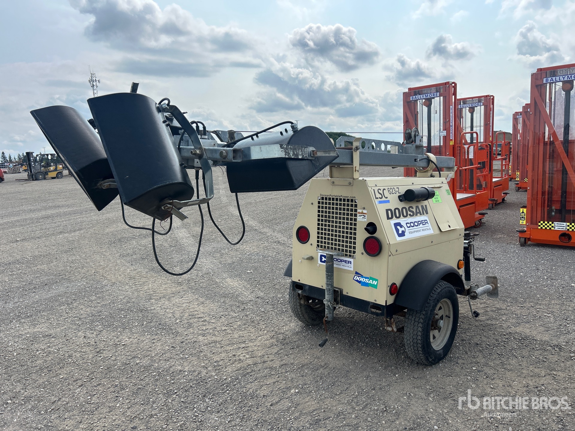 2014 Doosan PPLSLS60HZT4F Light Tower