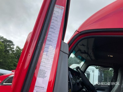 2018 Kenworth T680 6x4 T/A Sleeper Truck Tractor