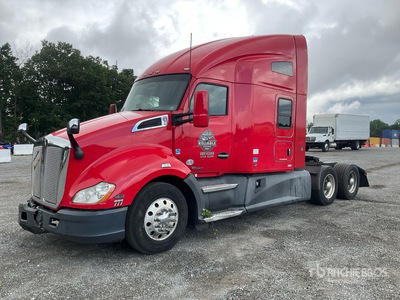 2018 Kenworth T680 6x4 Ciągnik siodłowy T/A z kabiną sypialną