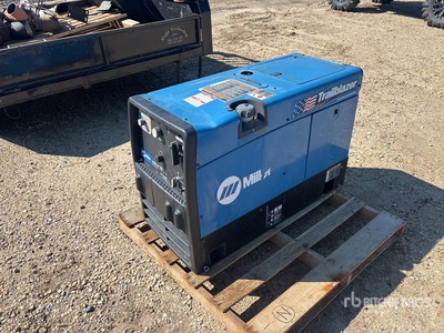 Miller Trailblazer 302 300 A Multi-Process معدة لحام بمحرك