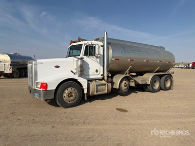 1989 Peterbilt 377 3500 gal 8x4 Tanker Truck