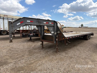 2008 Load Max LDMX 35 ft T/A Equipment Trailer