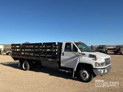 2006 Chevrolet C5500 Flatbed Truck