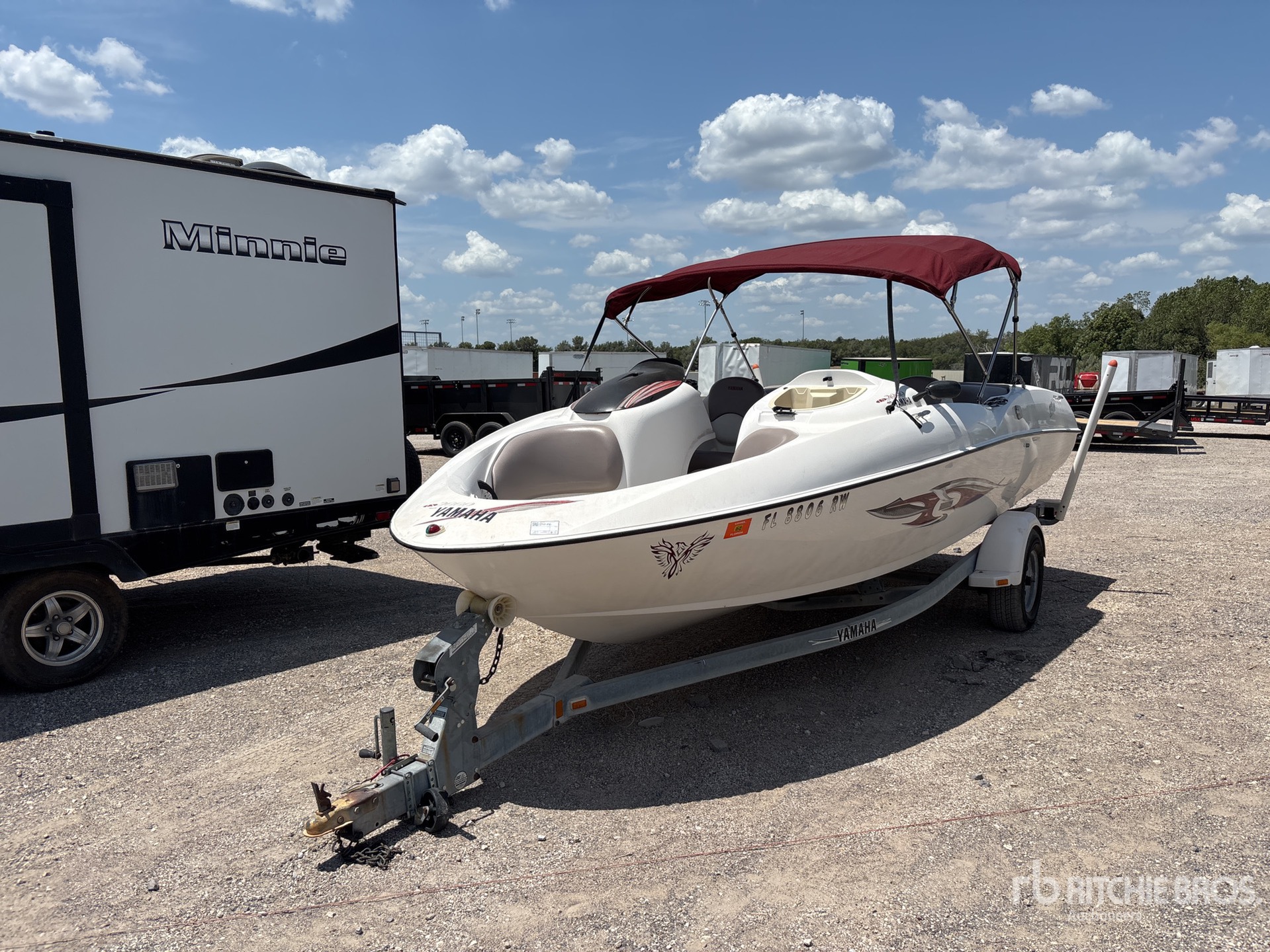 20 ft Jet Boat w/ Yamaha Trailer