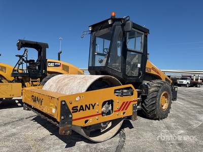 Sany SSR120C-8 Rodillo compactador