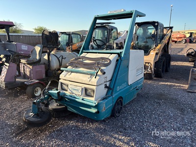 Tennant 6400 Ride-On Balayeuse