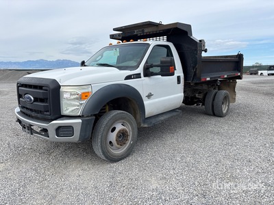 2016 Ford F-550 4x4 شاحنة نقل بضاعة مفتوحة