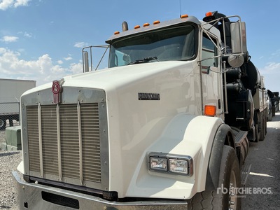 2013 Kenworth T800 Camion excavateur par aspiration