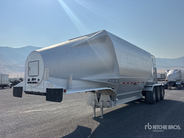 2008 Vantage 36 ft Tri/A Aluminum Belly Dump Trailer