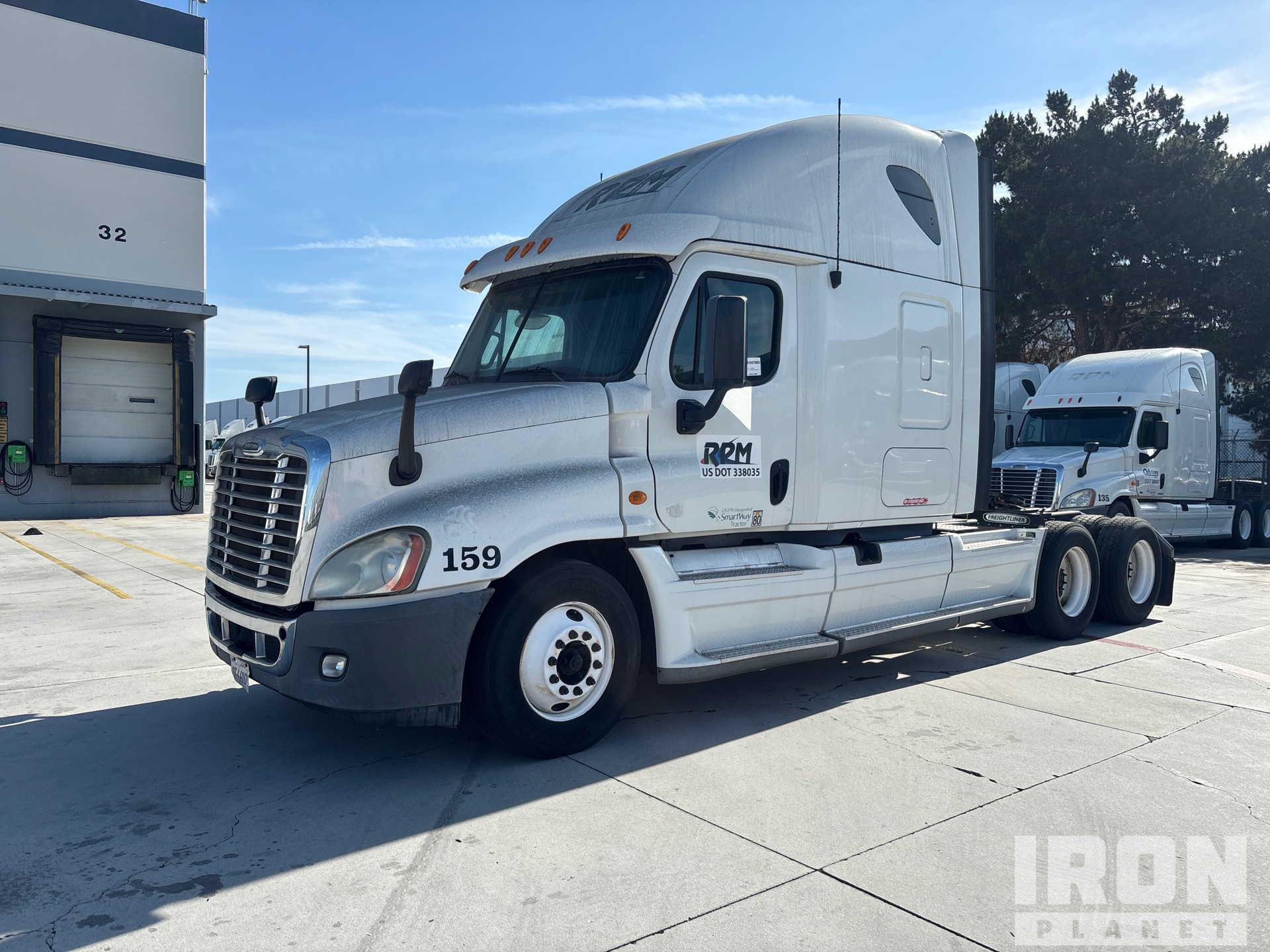 2013 Freightliner Cascadia 125SLP 6x4 T/A Sleeper Truck Tractor