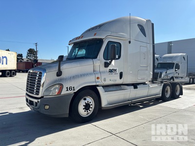 2013 Freightliner Cascadia 125SLP 6x4 T/A Sleeper Truck Tractor