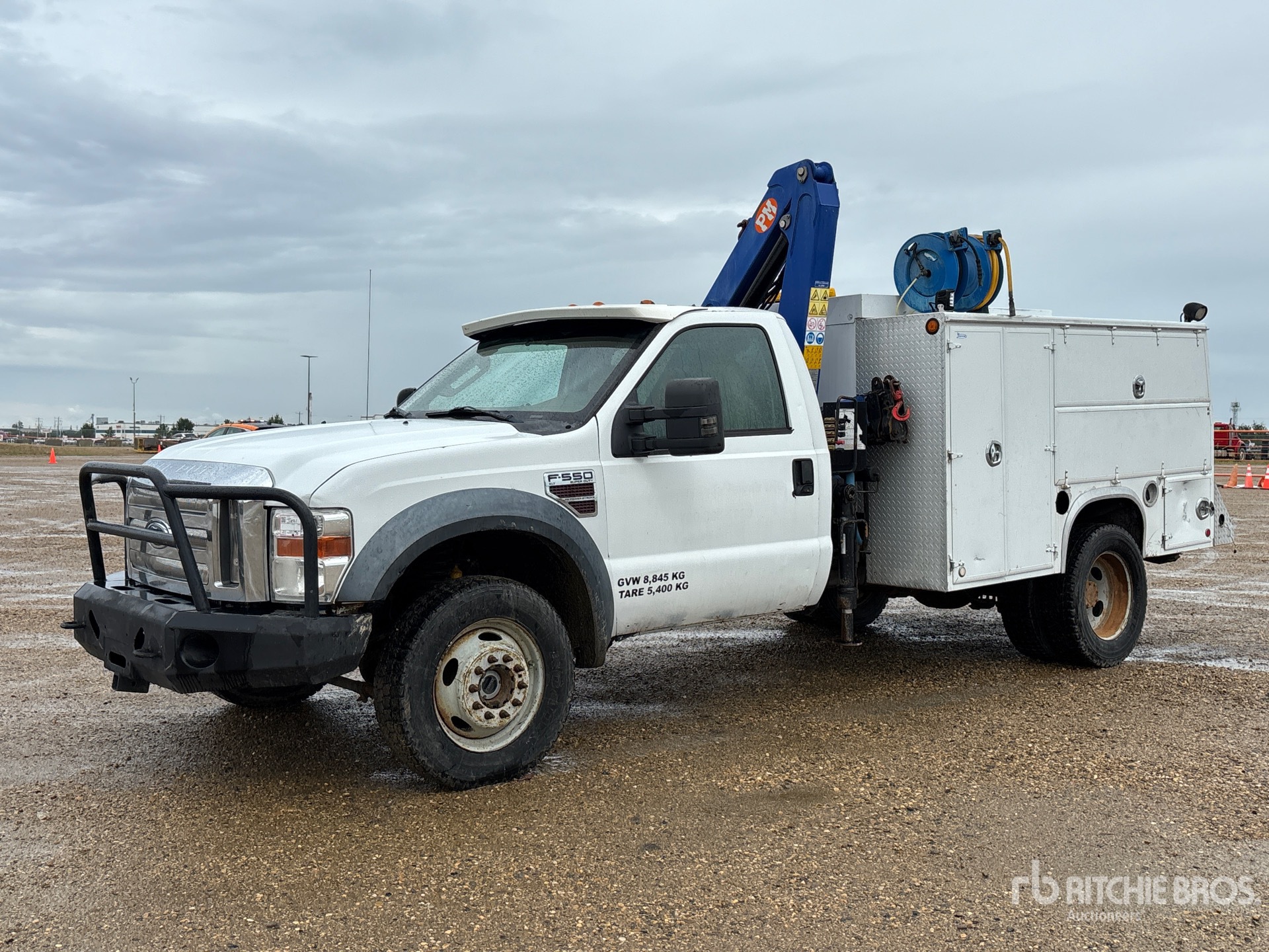 2013 PM 4022 99 t Knuckle Boom on 2008 Ford F-550 XLT 4x4 Boom Truck