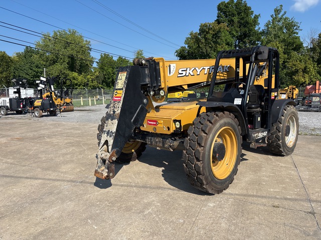 2019 JLG 8042 Telehandler