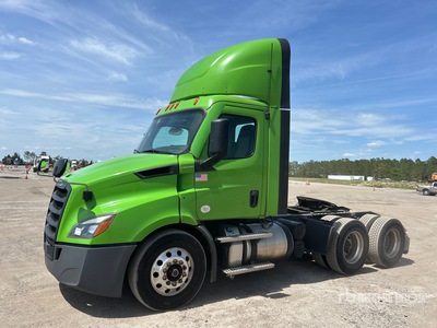 2021 Freightliner Cascadia 116 6x4 T/A Day Cab Truck Tractor