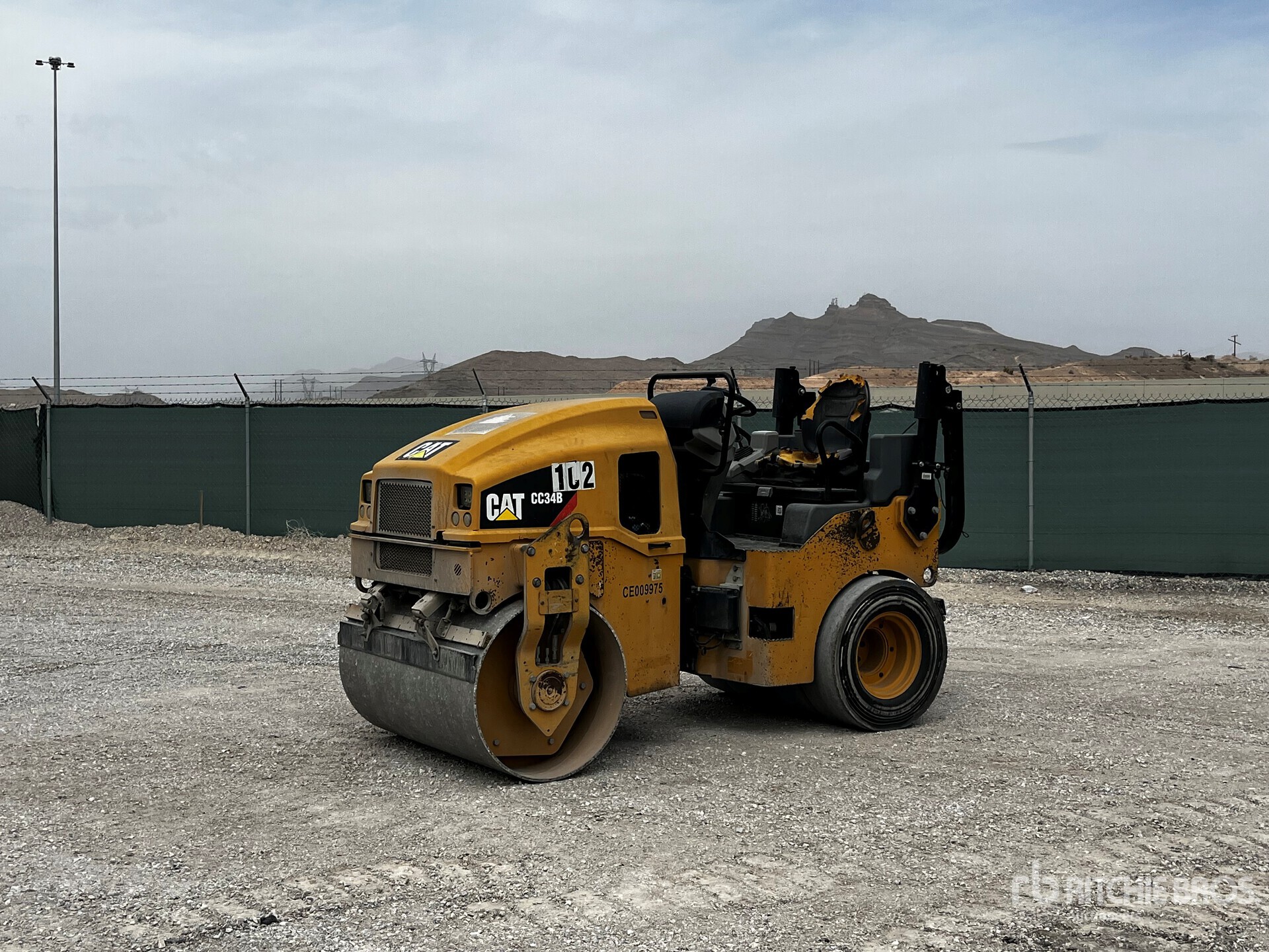 2019 Cat CC-34B Combination Roller
