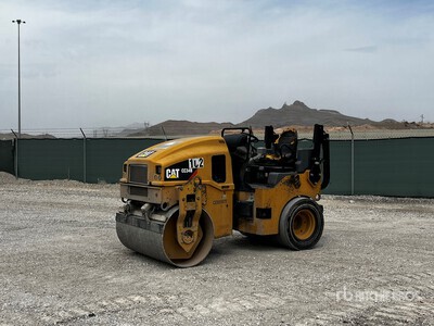 2019 Cat CC-34B Combination Roller