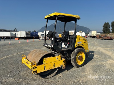 2020 Bomag BW124DH5 Gladde trommelpers