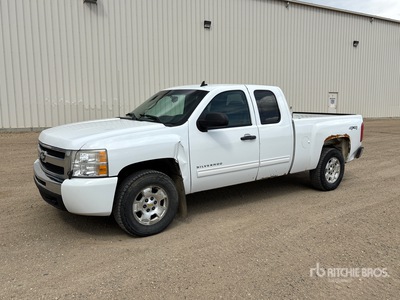 2011 Chevrolet Silverado 1500 LTZ 4x4 Extended Cab Pickup