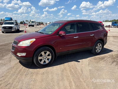 2010 Chevrolet Traverse LT 2WD SUV