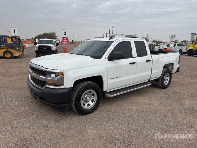 2019 Chevrolet Silverado 1500 4x4 Extended Cab Pickup