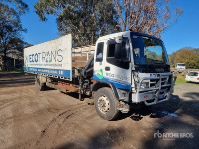 2005 Isuzu FVR900T Dump Truck with Crane