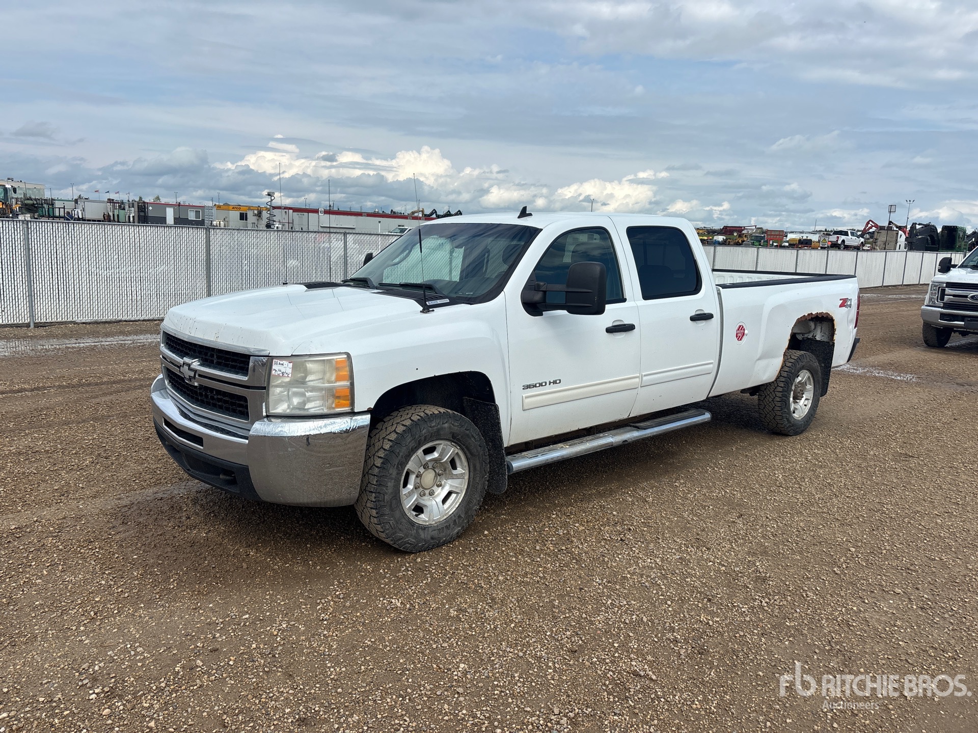 2010 Chevrolet 3500 HD LT 4x4 Crew Cab Pickup