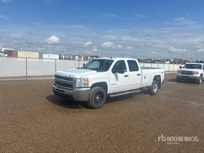 2009 Chevrolet Silverado 3500HD LT 4x4 Crew Cab Pick-up