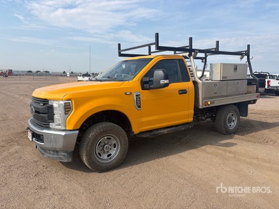 2019 Ford F-250 XL 4x4 Camión Caja Abierta