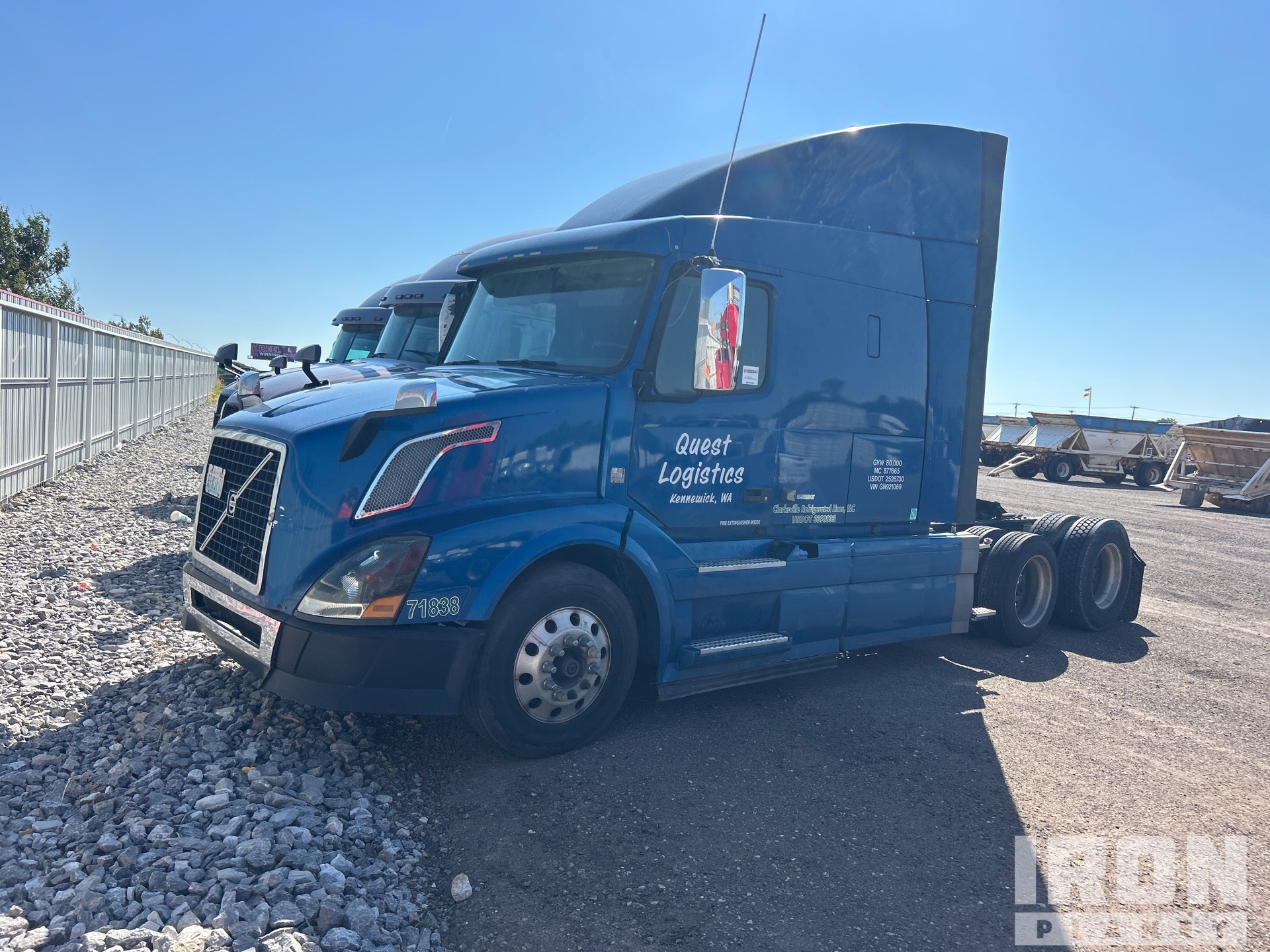 2016 Volvo 6x2 Sleeper Prime Mover