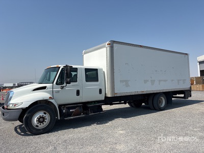 2006 International 4300 4x2 Gesloten vrachtwagen