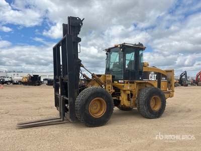 2006 Cat 928GZ 17500 lb 4x4 を見 Rough Terrain Forklift