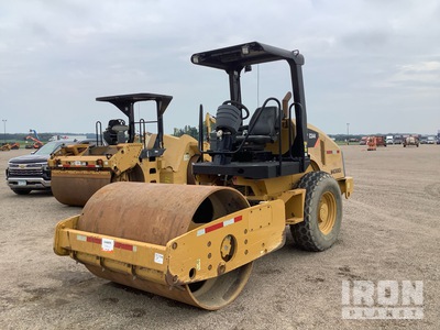 2014 Cat CS44 Smooth Drum Compactor