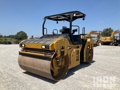 2019 Cat CB15 Double Drum Roller