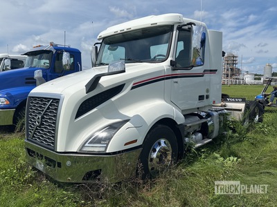 2019 Volvo VNL 6x4 تراكتور شاحنة نهارية (ثنائية المحور)