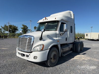 2017 Freightliner Cascadia 6x4 Tractocamion con Dormitorio / T/A Sleeper Truck Tractor