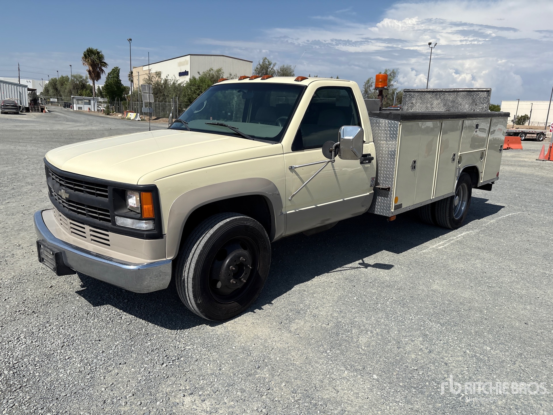 1999 Chevrolet C3500 4x2 Service Truck