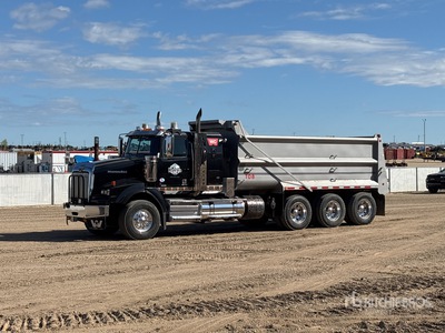 2022 Western Star 4900SA 8x6 Tri/A-kiepwagen