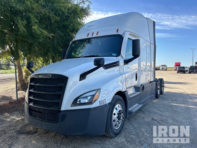 2023 Freightliner Cascadia 126 3- Achs Sattelzugmaschine mit Schlafkabine