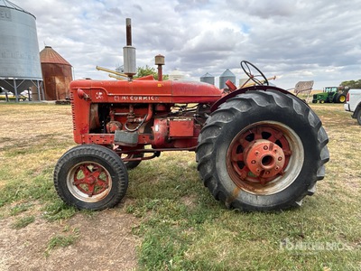 1952 McCormick SW6 2WD Tractor