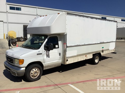 2007 Ford E-350 4x2 Van Truck