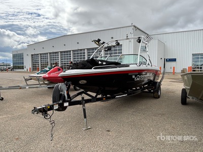 Moomba 22 ft Bowrider Boat