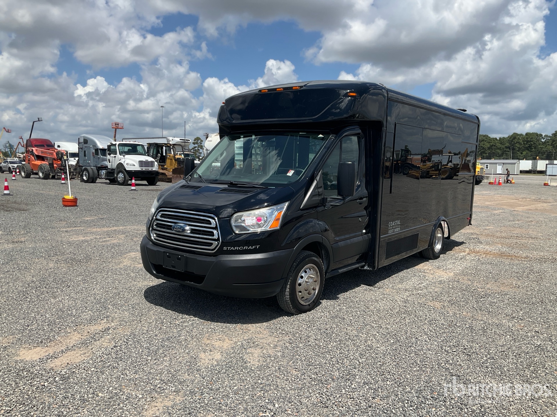 2017 Ford Transit 350 HD Limousine