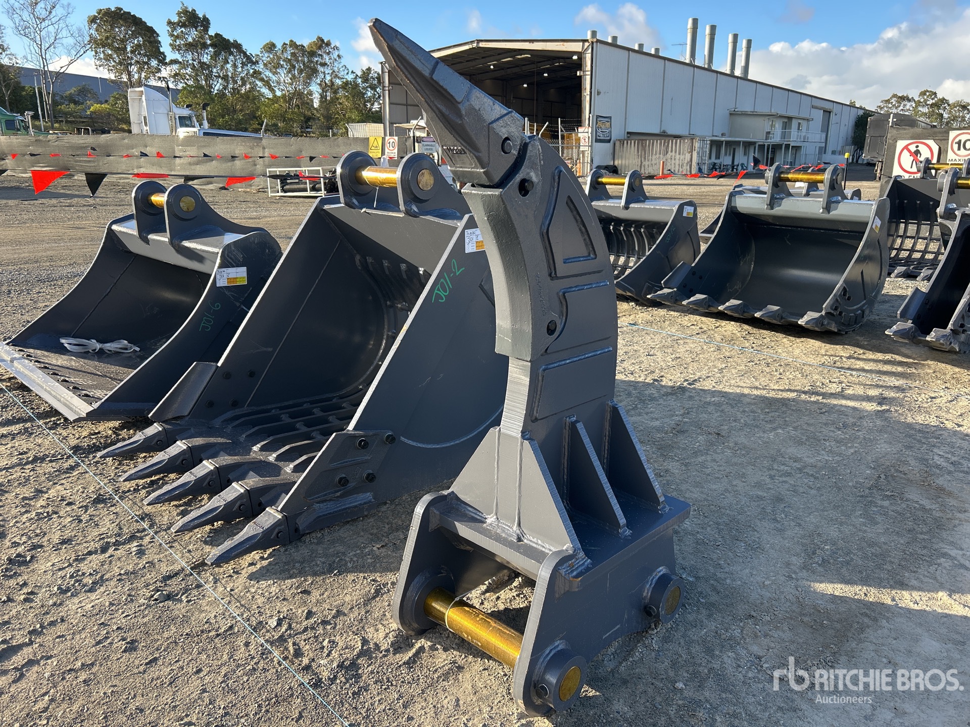 2026 Warrior WR20-025 Q/C Excavator Ripper - Fits 20 - 25 Ton (Unused)