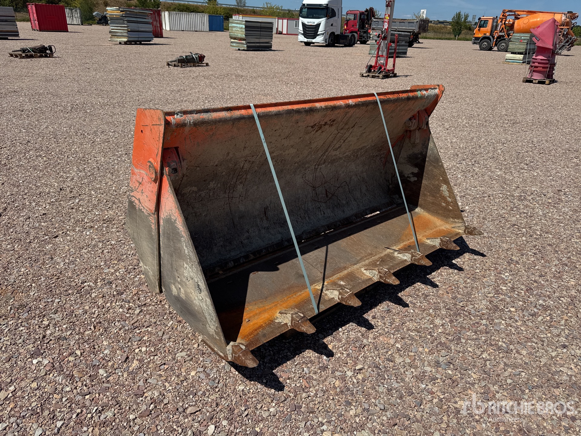 2020 Volvo 2000 mm Multi-Purpose Godet Bucket