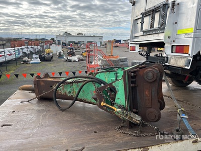 Hydraulic Breaker