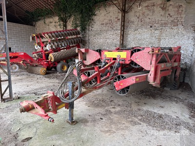 2022 Kverneland Actiroll 1230 Rouleau Lisse 12.3 m Semi-Porte Semi- Mount Smooth Roller