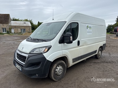 2020 Peugeot Boxer Vehicule Utilitaire Cargo Van