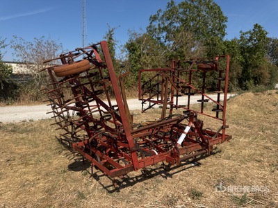 Vibroculteur Porte 5.4 m 3-Point Cultivator